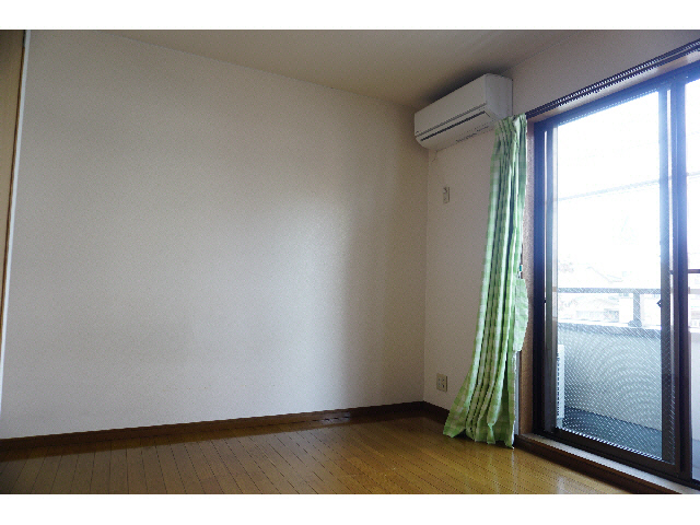 居室・リビング　明るい室内です