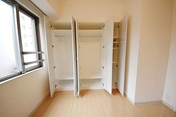 収納　※別部屋の参考写真です。