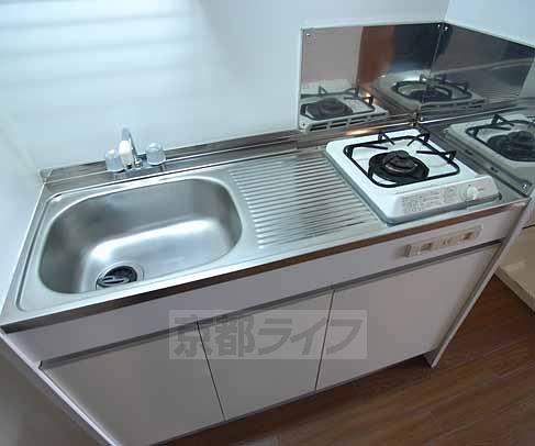 キッチン　一口ガスコンロ付です。