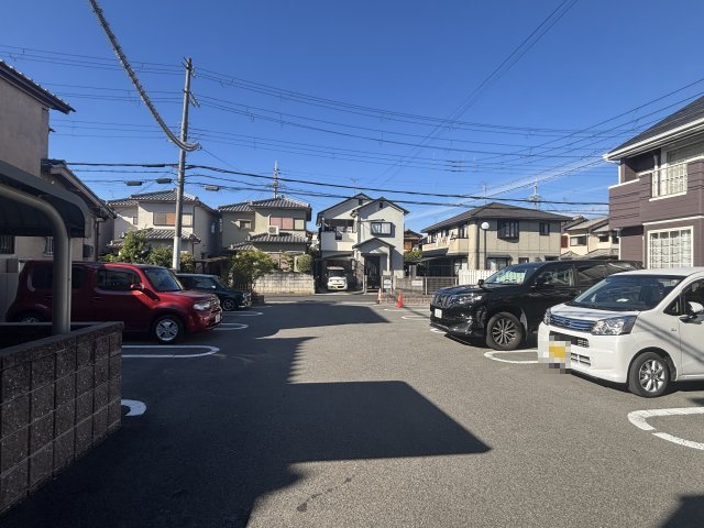 駐車場　駐車場完備です