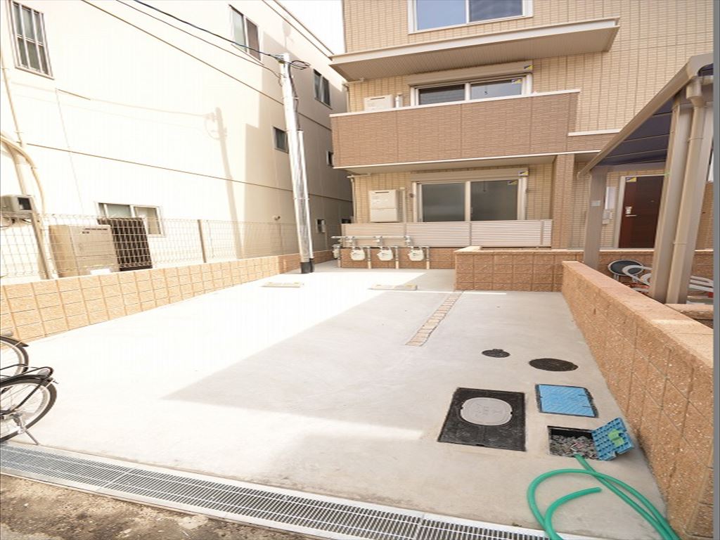 駐車場　ソルプレーザ玉造　駐車場