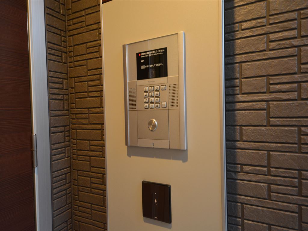 セキュリティ　ソルプレーザ玉造　オートロック