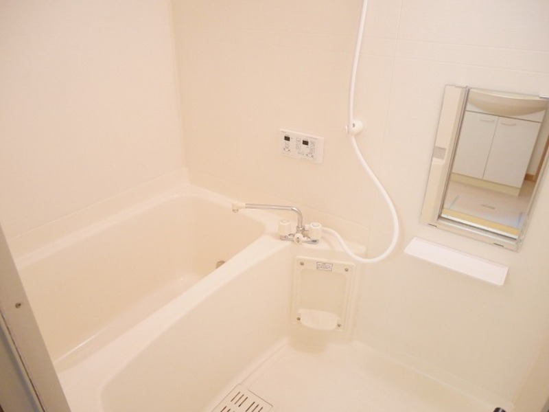 バス・シャワールーム　図面と現状に相違がある場合には現状を優先