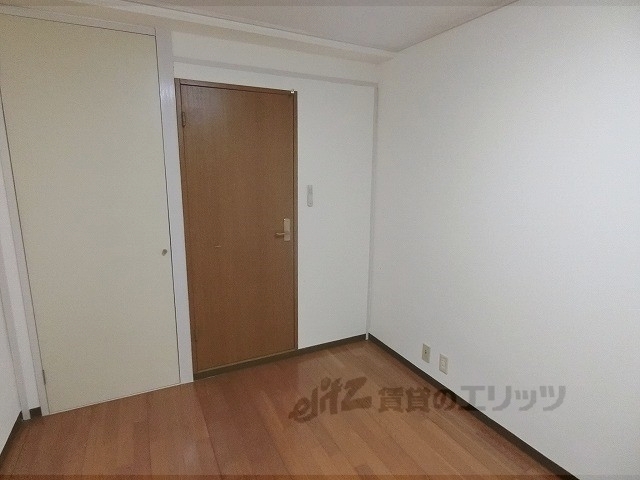 居室・リビング　居室