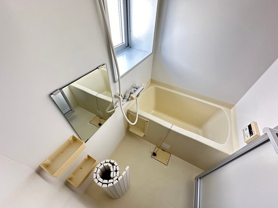 バス・シャワールーム　※別部屋の写真です