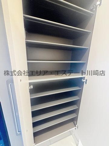 収納　シューズBOX