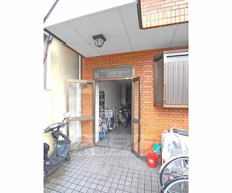 その他共有部分　建物の入口です。