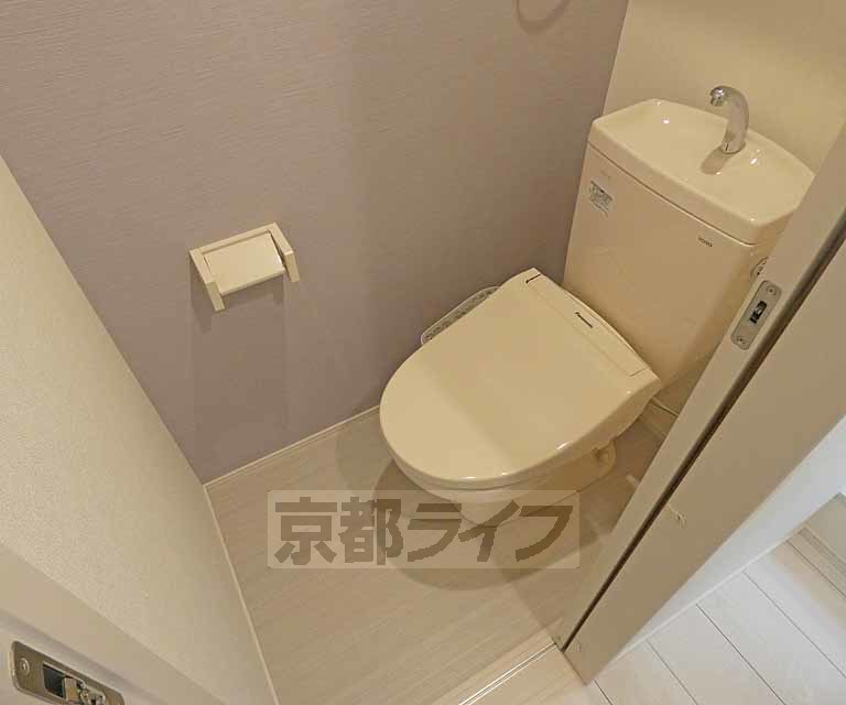 トイレ　ウォシュレット付きトイレ。