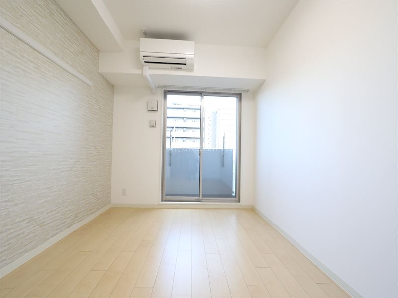 その他部屋・スペース　洋室7.2帖　エアコン付　収納充実しています