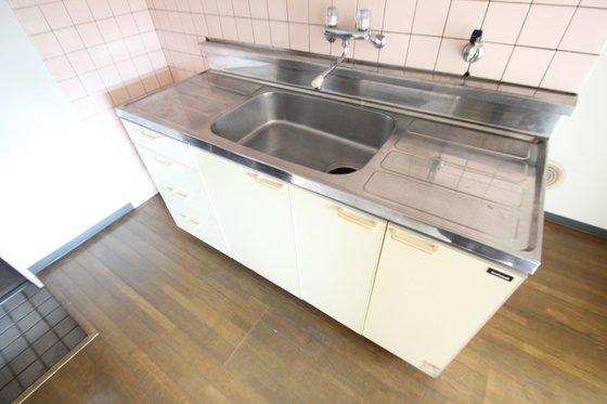 キッチン　※別室の写真です