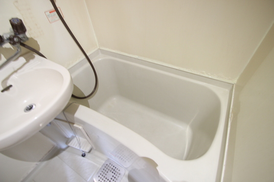 バス・シャワールーム　※別室の写真です