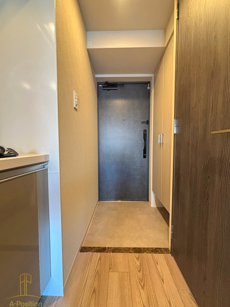 玄関　リヴェント難波ウエスト