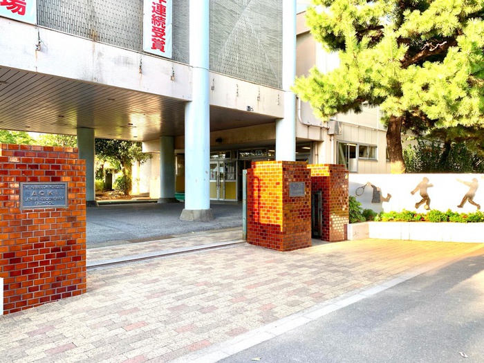 中学校　川口市立青木中学校（中学校）まで500m