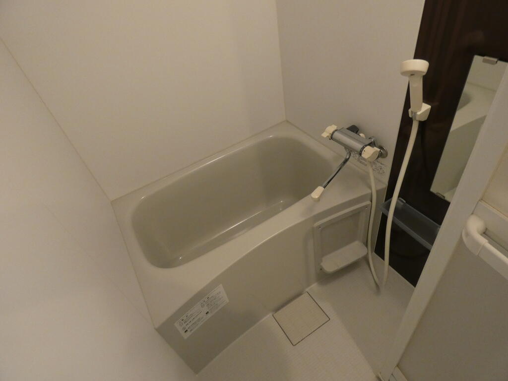 バス・シャワールーム　別号室のお部屋の写真です。