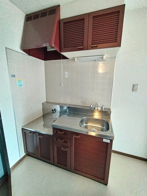 キッチン　★収納豊富なキッチンです★