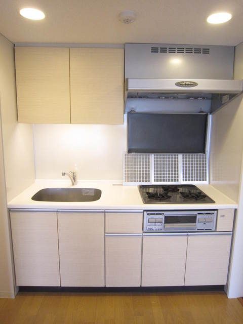 キッチン　写真は同タイプ住居です。