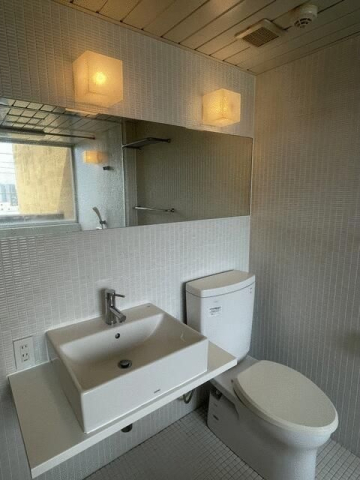 洗面設備　※同物件別室の写真です。※参考写真