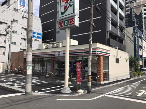 コンビニ　セブンイレブン 大阪高津3丁目店（コンビニ）まで665m