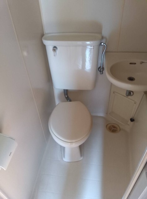 トイレ　リフォーム中