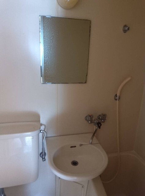 洗面設備　リフォーム中