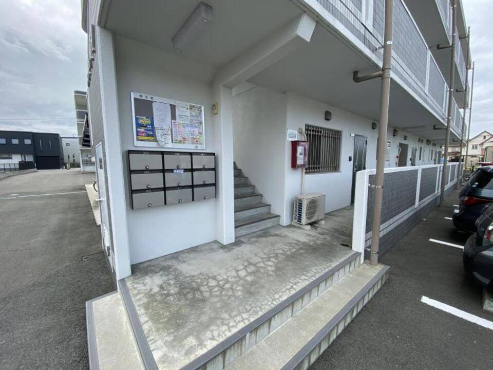 エントランス　メールBOX