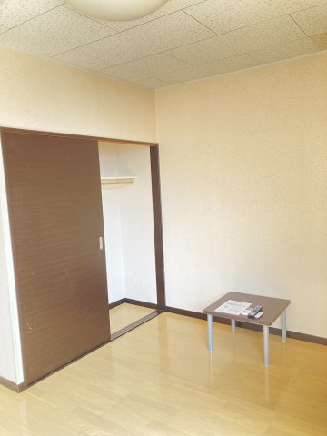 居室・リビング　1階の写真です。