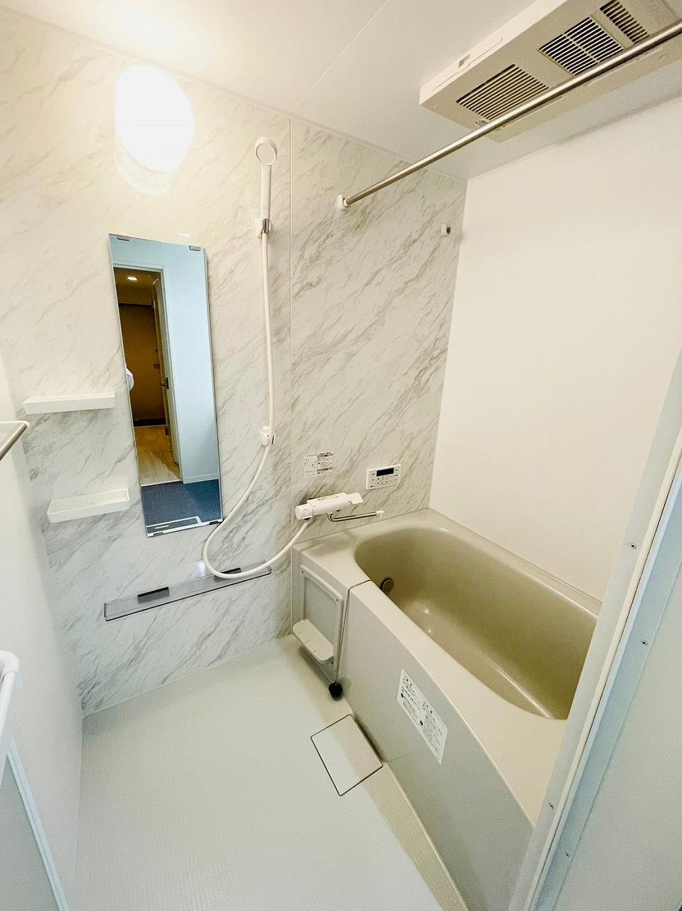 バス・シャワールーム