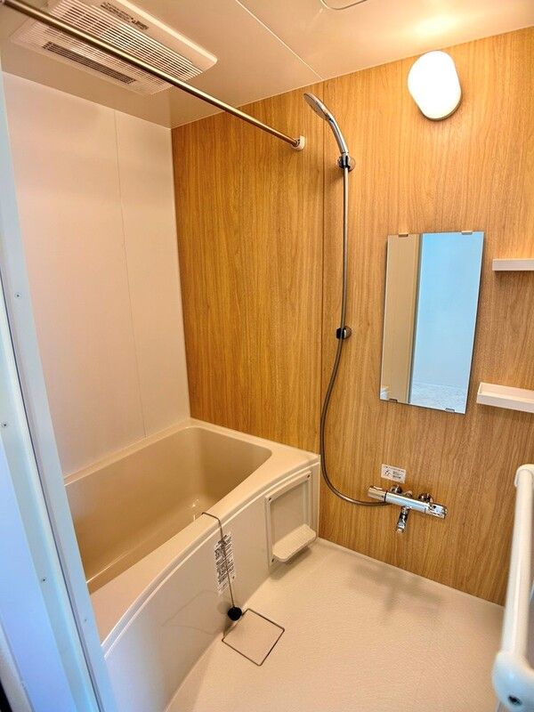 バス・シャワールーム