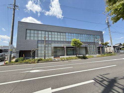 銀行　三十三銀行神戸支店（銀行）まで415m