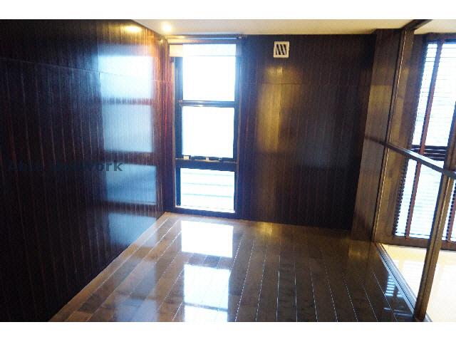 居室・リビング　日差しが差し込みます