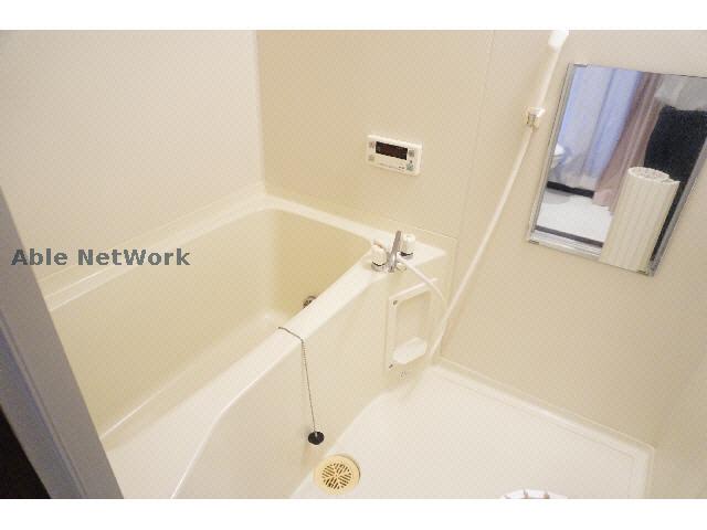 バス・シャワールーム　バスルーム