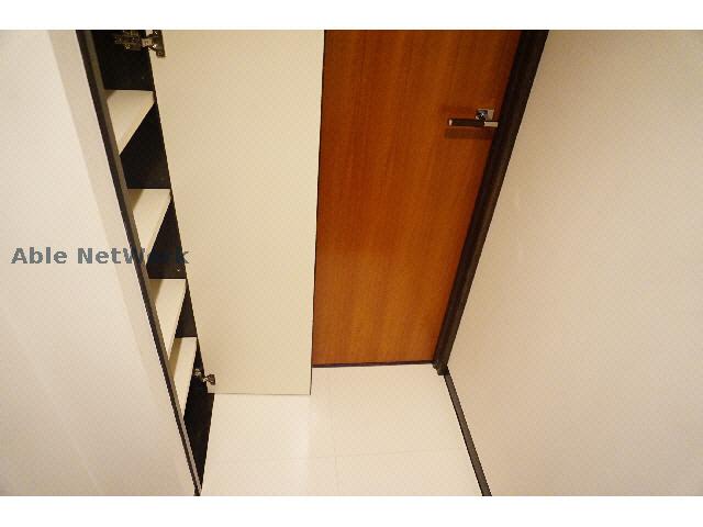 玄関　シューズボックス付き