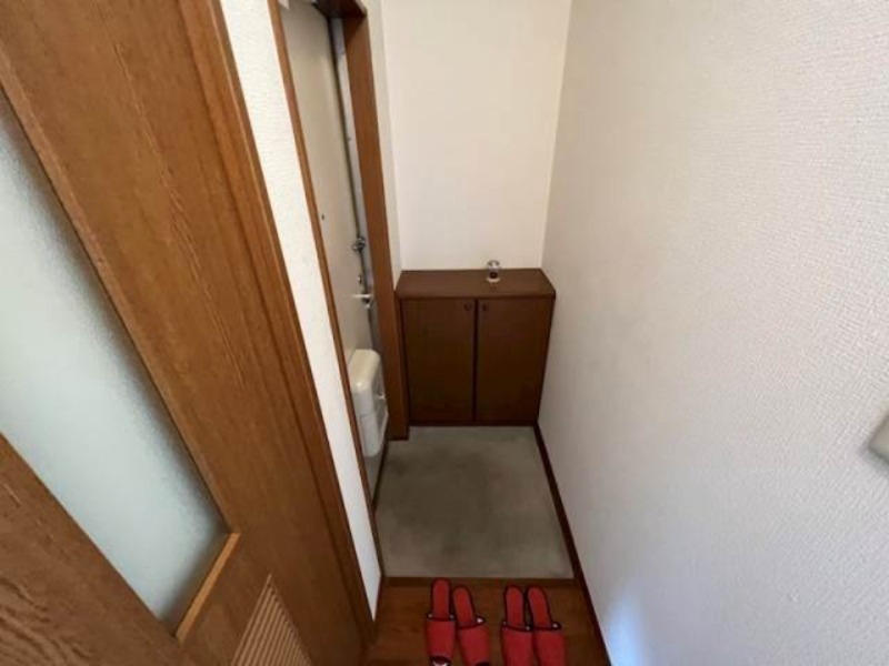 玄関　同建物別部屋