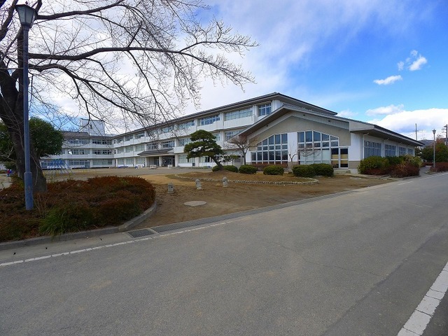 小学校　館林市立美園小学校（小学校）まで1737m