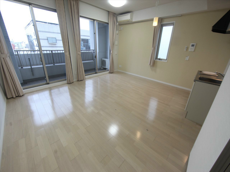 バルコニー　ＬＤＫ9.3帖　洋室6帖　エアコン完備　2ＷＡＹバルコニー