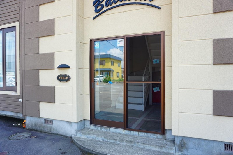 エントランス　エントランス