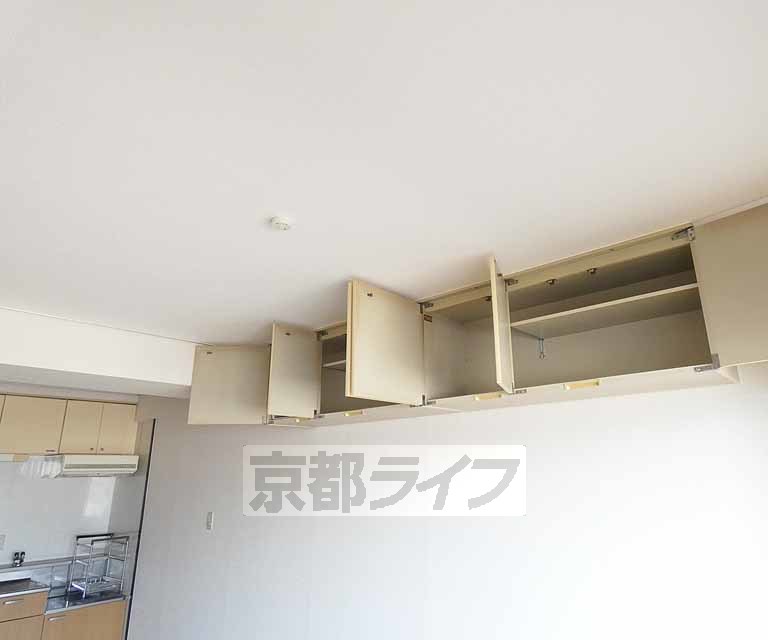 玄関　・お問い合わせは京都ライフまで・