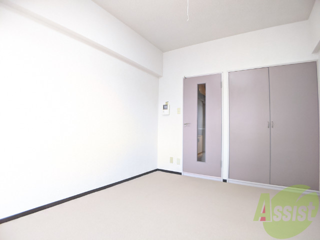 その他部屋・スペース　６．５帖の洋室を別の角度から撮影してみました。