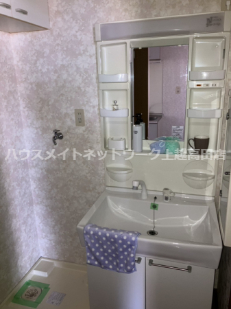 洗面設備　洗髪洗面化粧台