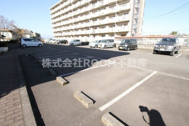 駐車場　駐車スペースもあります