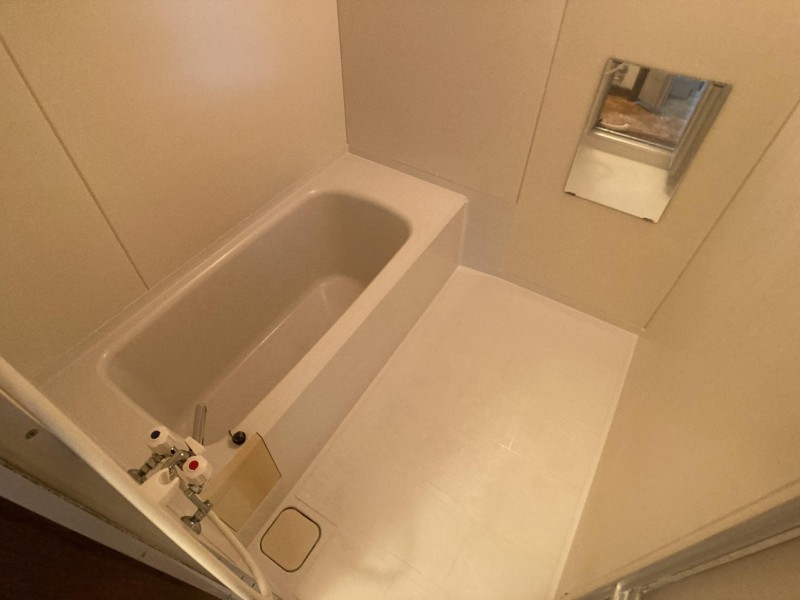 バス・シャワールーム　浴室