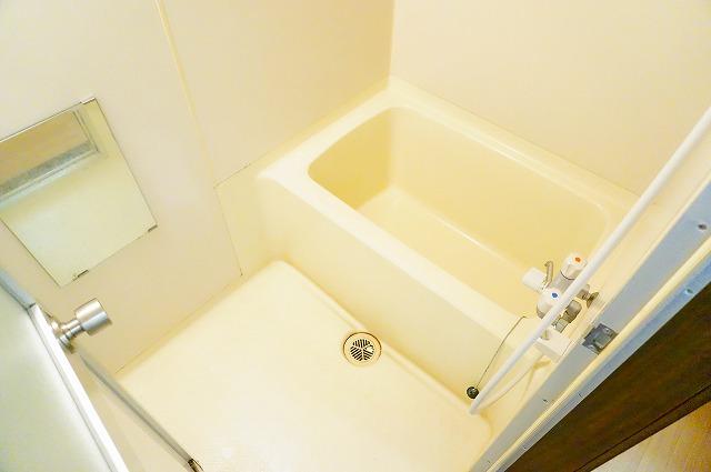 バス・シャワールーム　浴室