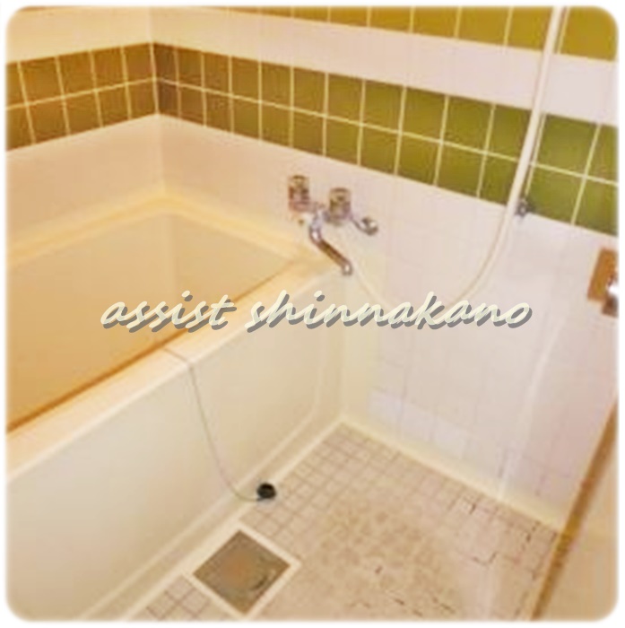 バス・シャワールーム　別号室の参考写真です