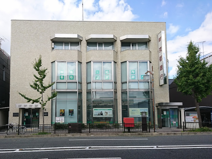 銀行　京都銀行鞍馬口支店（銀行）まで1010m