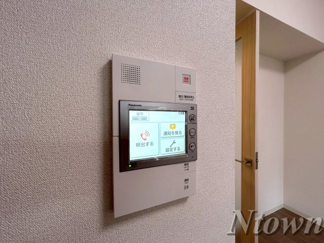 セキュリティ　モニター付きインターフォンです