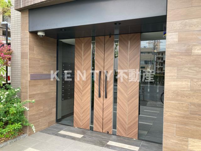 エントランス　清潔なエントランスです