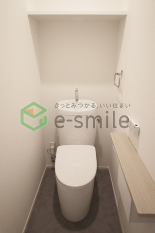 トイレ　ゆったりとした空間のトイレです