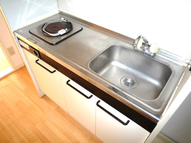 キッチン　写真は205号室　現状優先