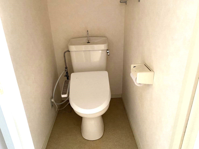 トイレ　写真は205号室　現状優先