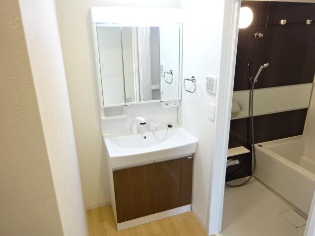 洗面設備　洗髪洗面化粧台（イメージ）